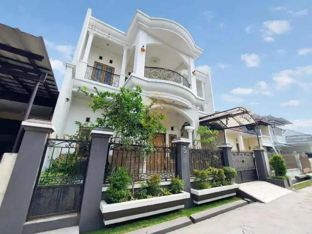 Rumah Classic Strategis Tengah Kota Turangga Lengkong Buahbatu Bandung