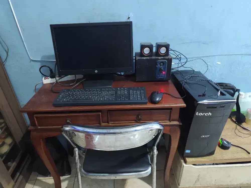 Komputer sepaket + speaker