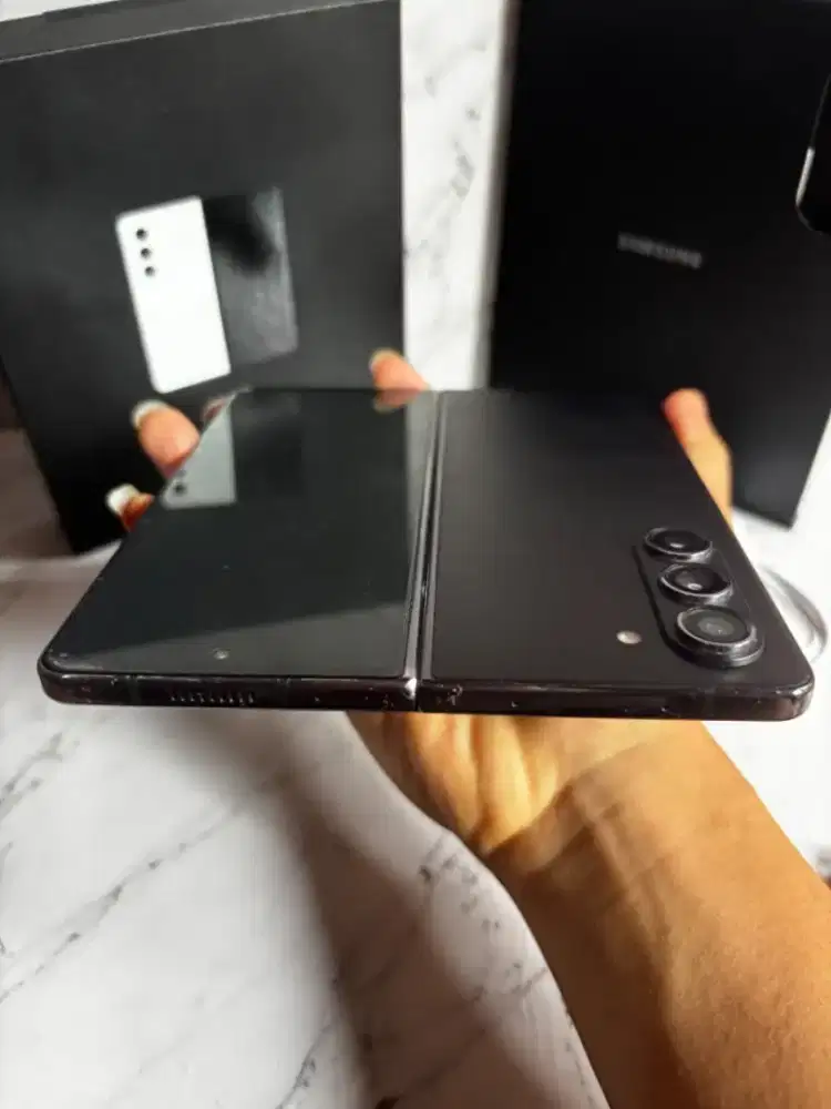 Samsung Z Fold 5 1tb Black Resmi Sein, Fullset Mulus Ada Minus