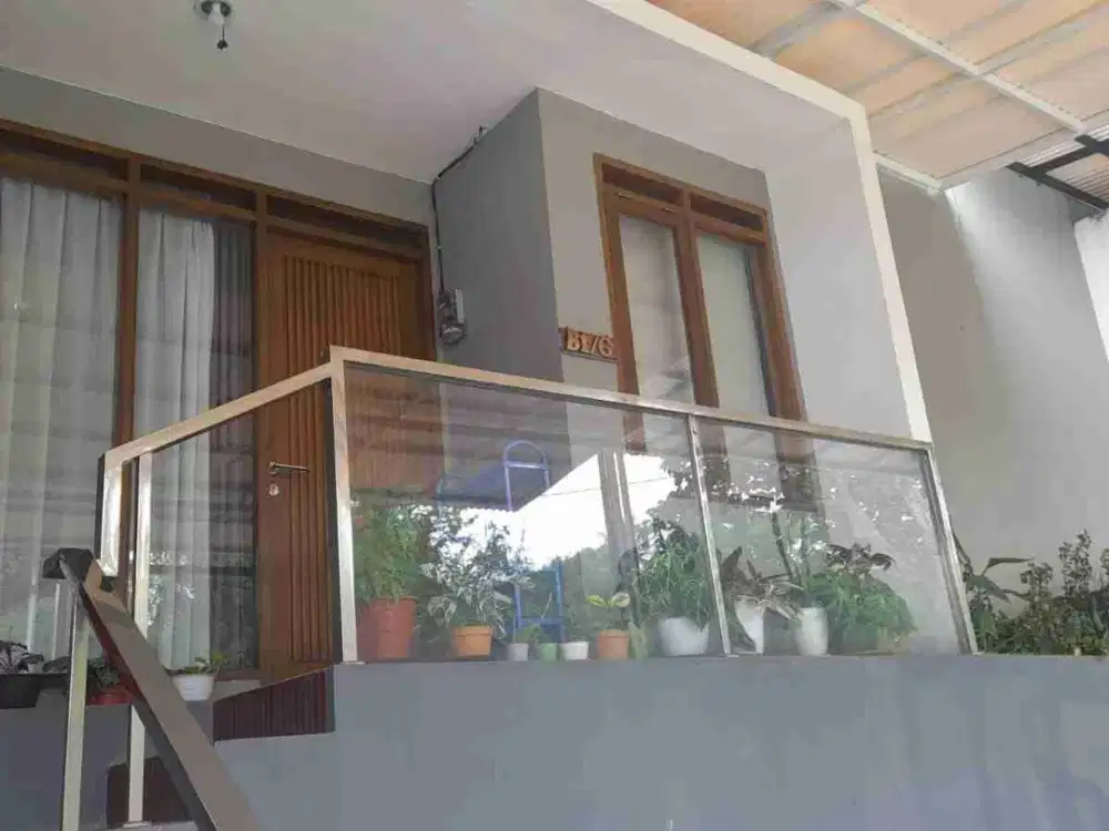 For Rent Rumah 5 Kamar Ubud Village Sariwangi Bandung Dekat Polban