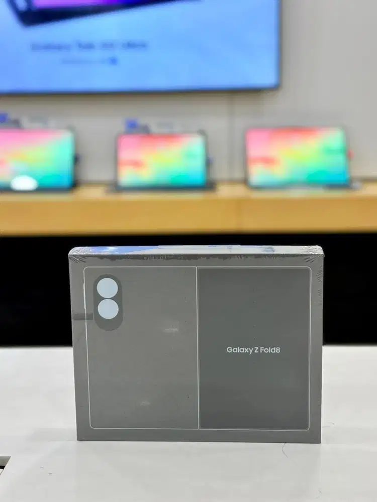 Samsung Galaxy Z Fold 8 Free Buds