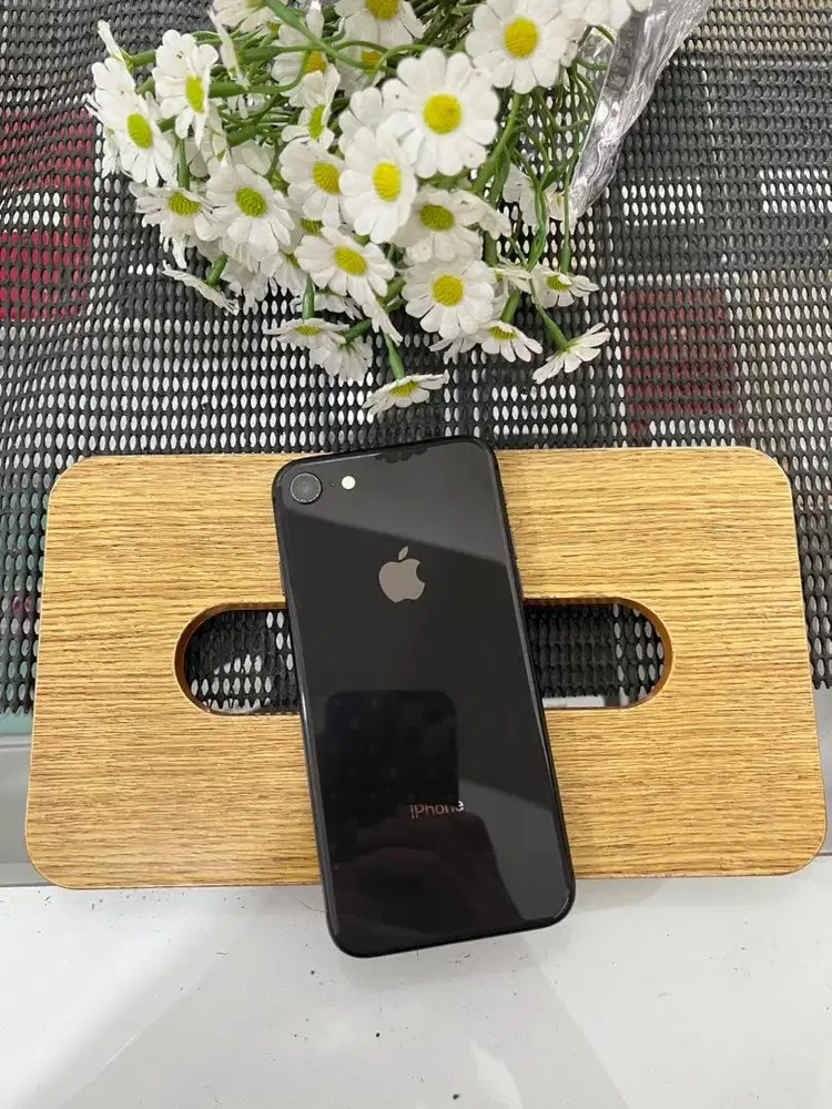 IPHONE 8 64GB INTER