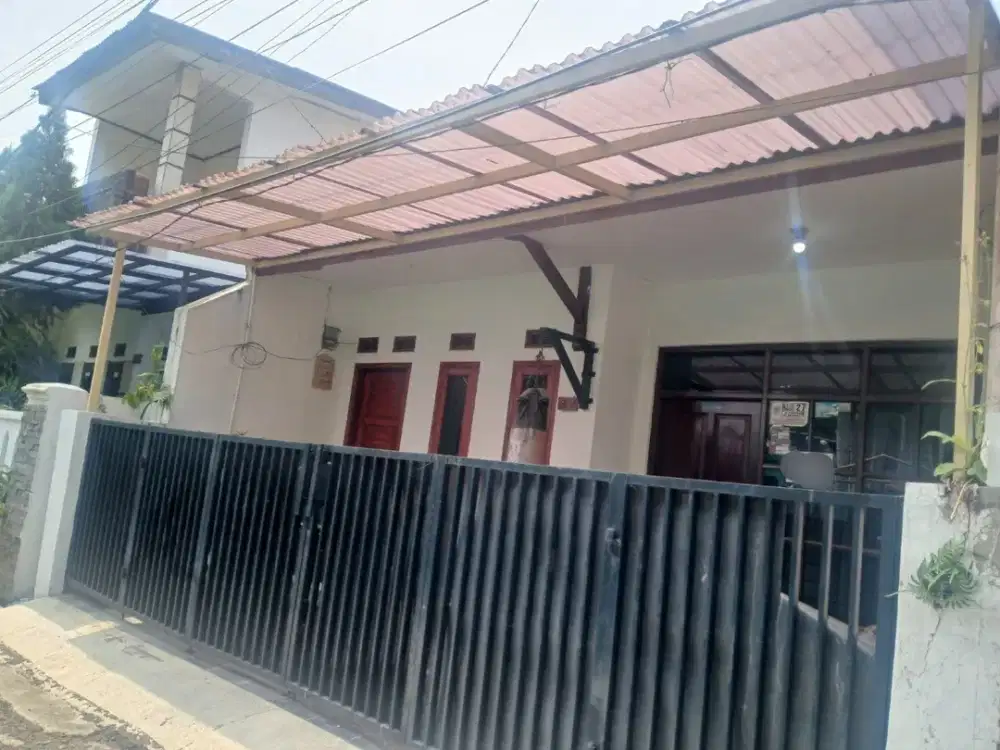 Dibawah Pasar Rumah Strategis di Antapani Bandung