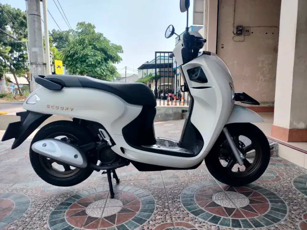 Scoopy Prestige 2025