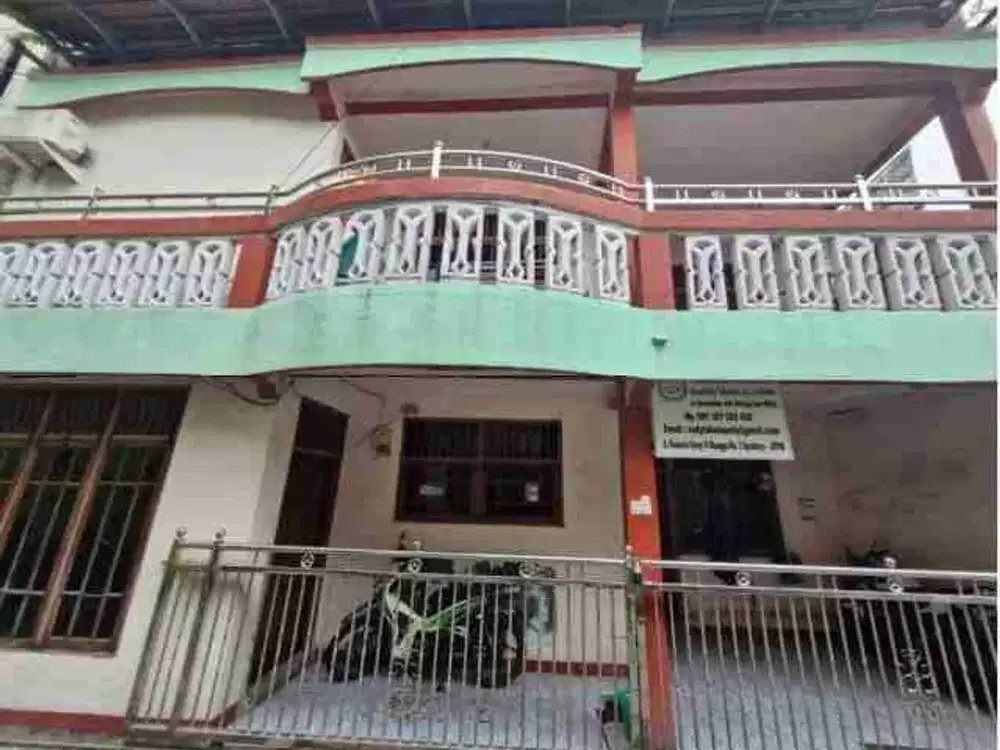 DI JUAL RUMAH 

JLN  : KEDURUS IV MANGGA NO 3
KEL. : KEDURUS
KEC. : KARANGPILANG
KAB  : SURABAYA