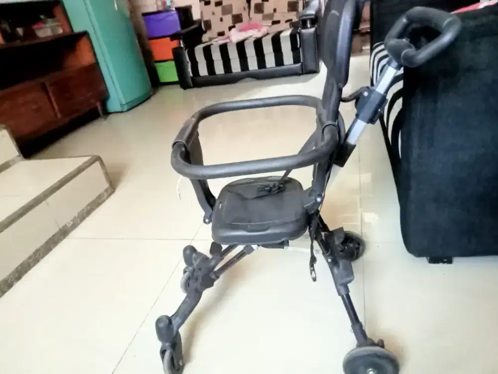 Stroler lipat duduk