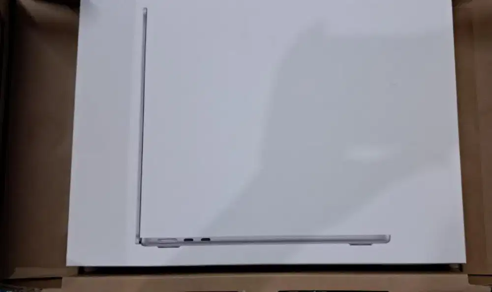 MACBOOK AIR 15 M5 RAM 16/512GB
