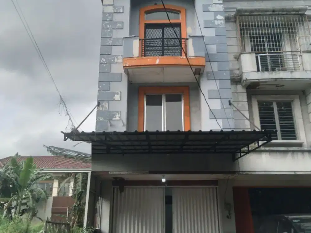 Dijual Ruko di Harapan Indah Bekasi (D0043)