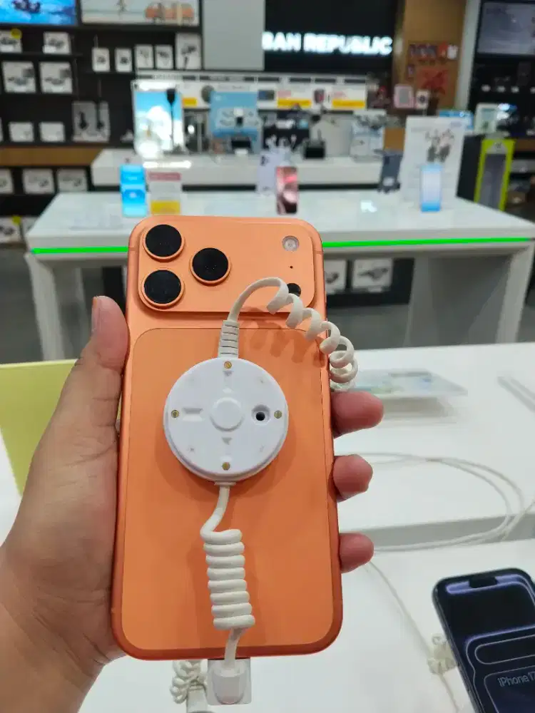 Iphone 15,16,17 Garansi Resmi Ibox