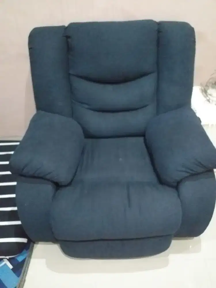 KURSI SANTAI SERBAGUNA
