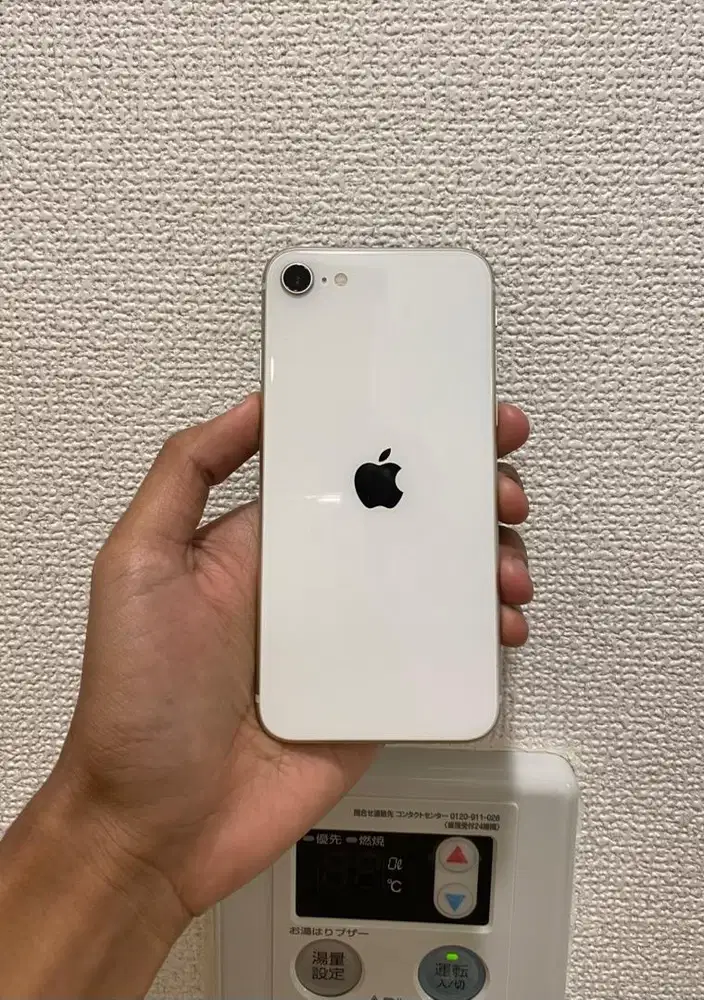 iphone SE Gen 3 128 inter