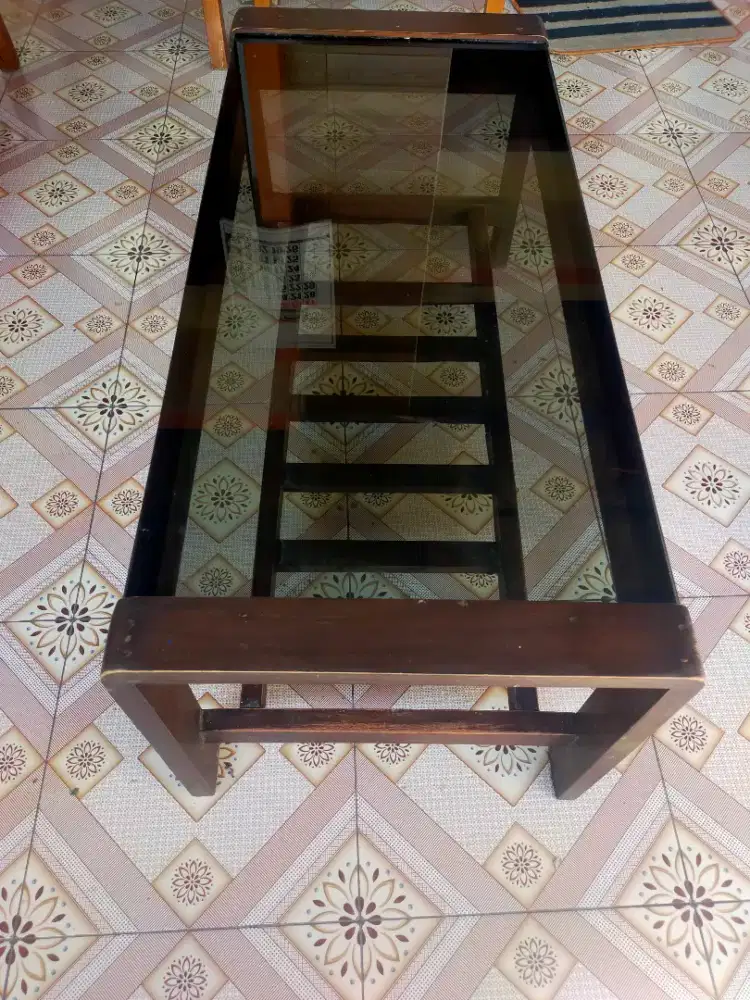 MEJA KACA RIBEN