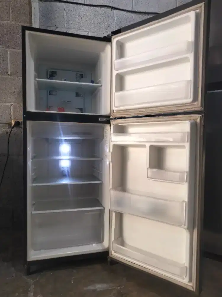 KULKAS 2PINTU ( PANASONIC )