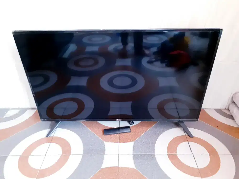 TV LED LG 43IN FULL HD DIGITAL KONDISI NORMAL GARANSI [BK1]
