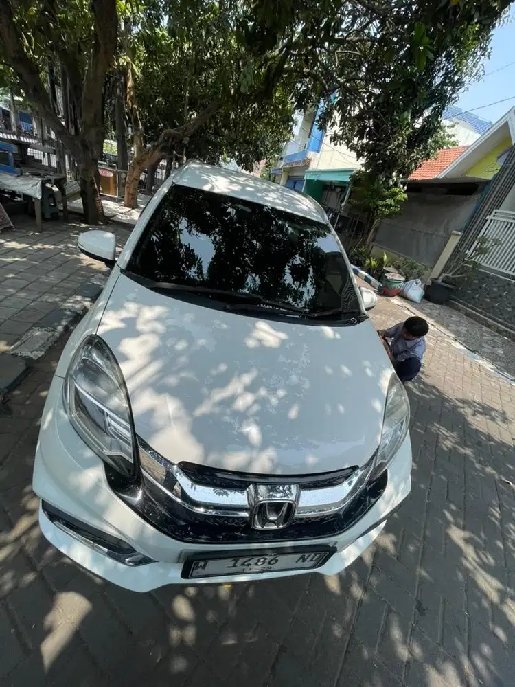 Mobilio RS AT 2016 Putih