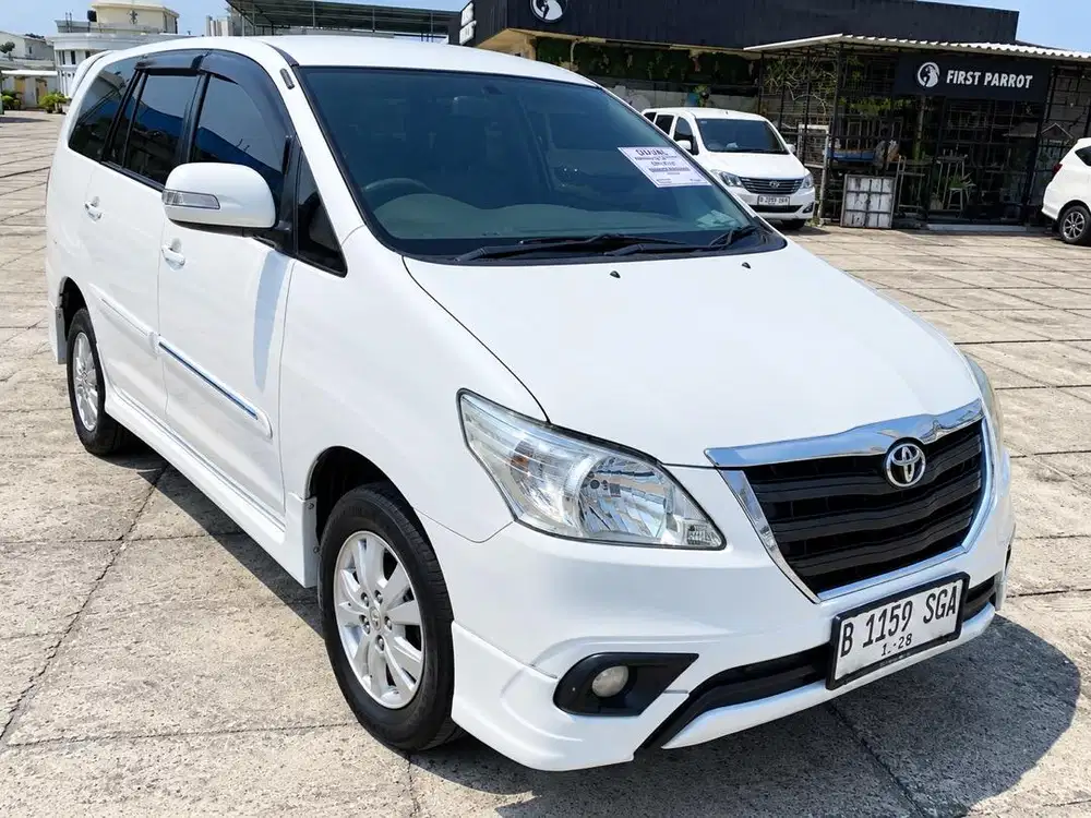 Toyota Innova G 2.0 Luxury Captain Seat 2013 BARONG Istimewa TDP18