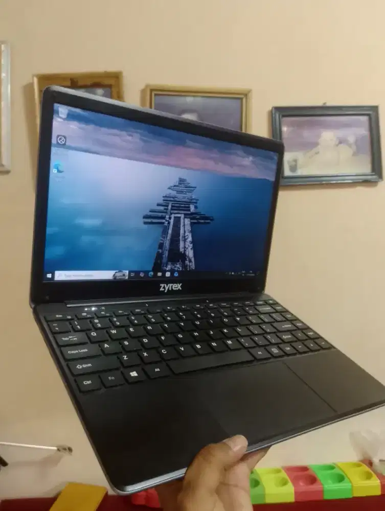 Laptop slim ddr4 ssd 300gb