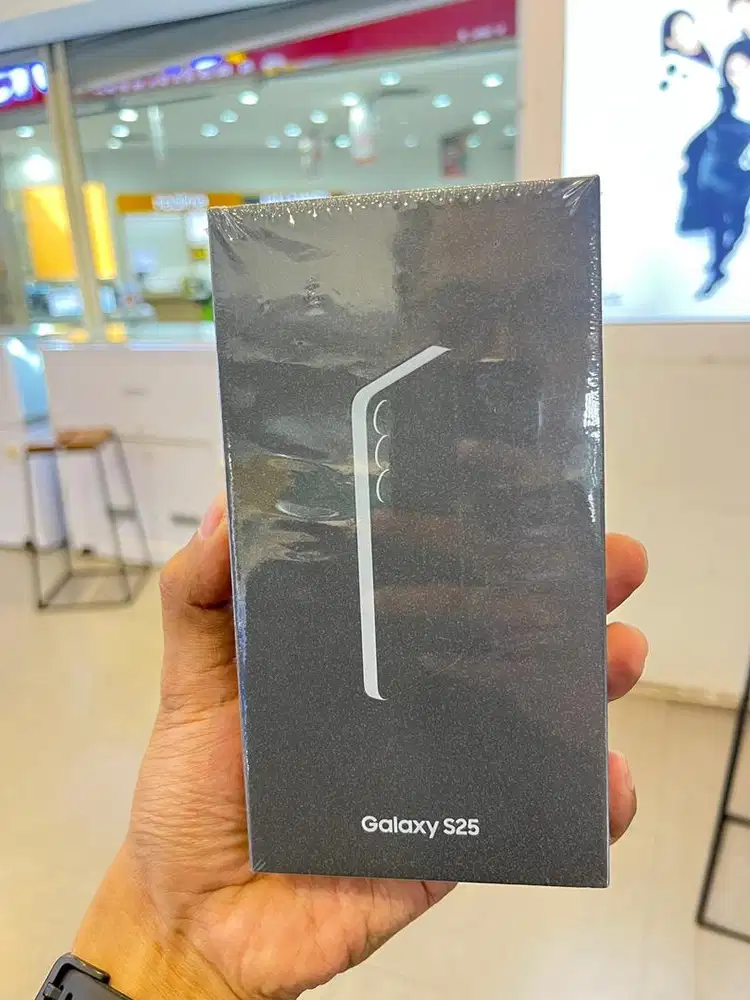 Samsung Galaxy S25 12/256, garansi resmi. Bisa kredit.