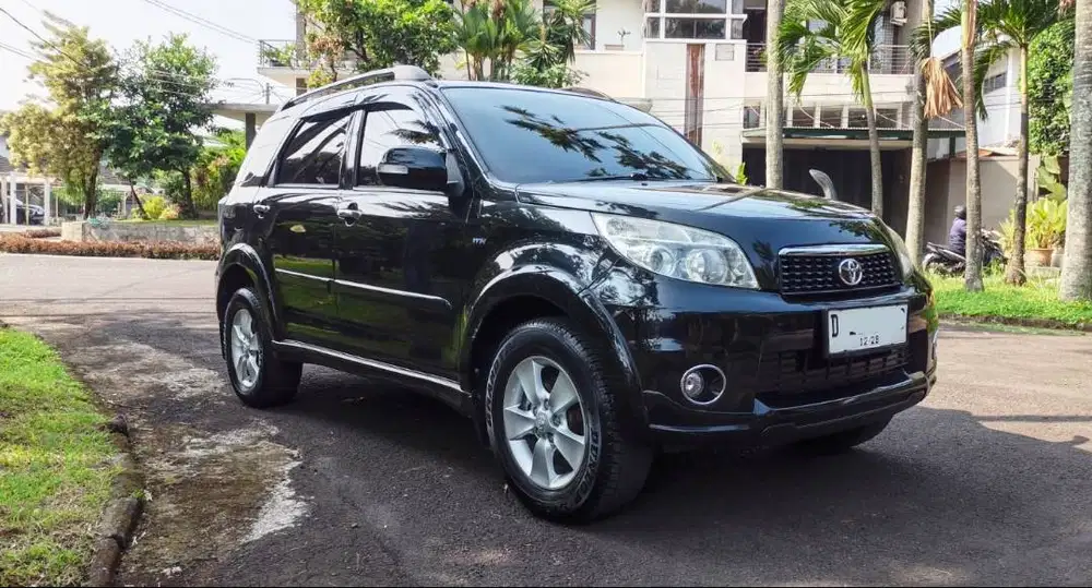 Toyota Rush 1.5G MT VVTi Mulus Plat D Kodya 1 tangan dari baru