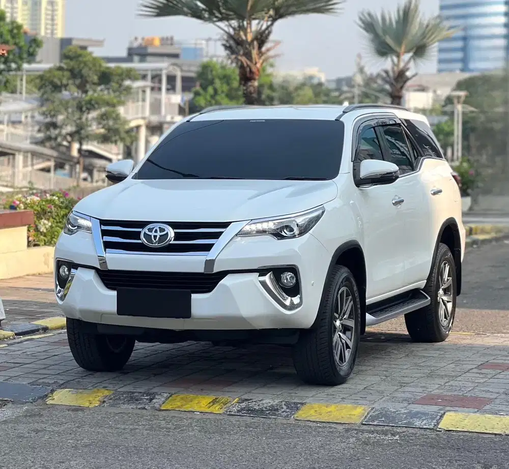 Toyota Fortuner VRZ 2019 Low KM Garansi 1 Tahun Mesin dan Transmisi