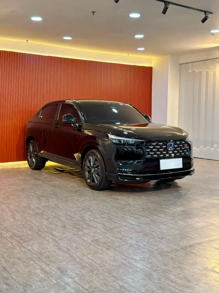 Honda HRV RS Hybrid 1.5 AT Tahun 2025
