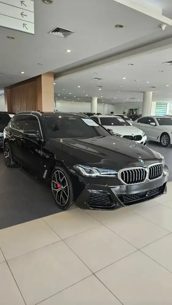 BMW 530i Touring Wagon 2022 (rare)