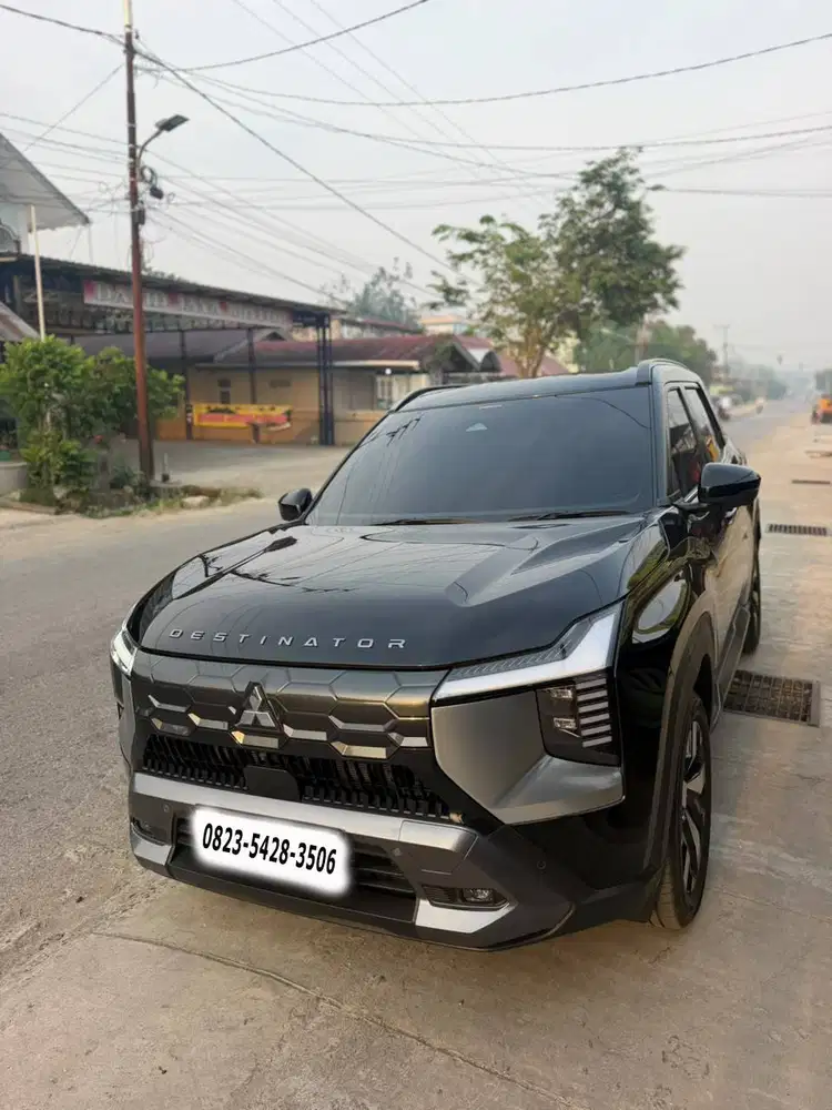 Mitsubishi Destinator Ultimate Premium Tahun 2025 AT (KM 2.895)