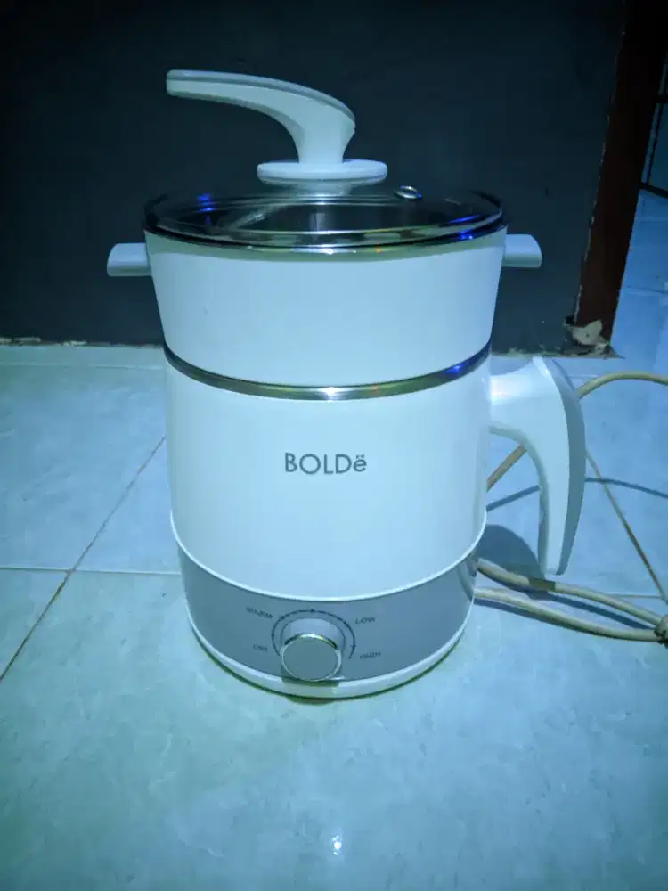 Panci listrik bolde.