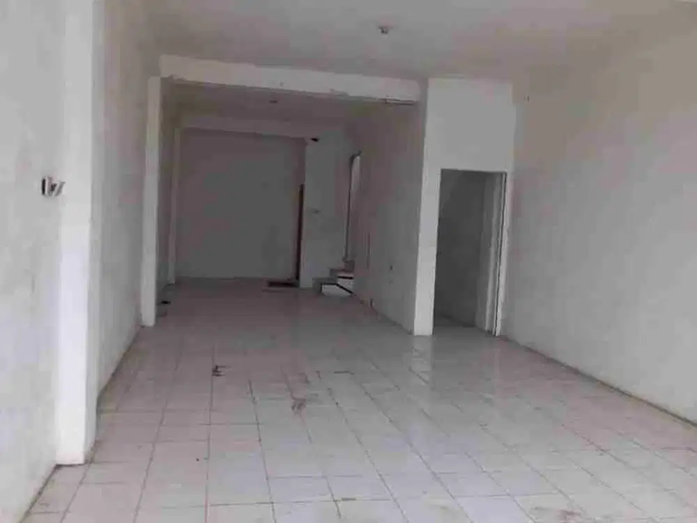 RUKO 3 LANTAI LUAS 202M ² DI JL TENGGIRI RAWAMANGUN DIJUAL RP3,4M NEGO