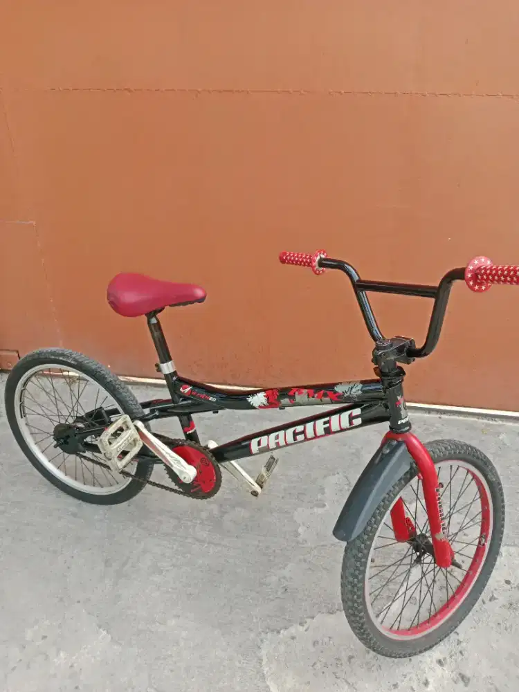 Sepeda bmx pacific 20