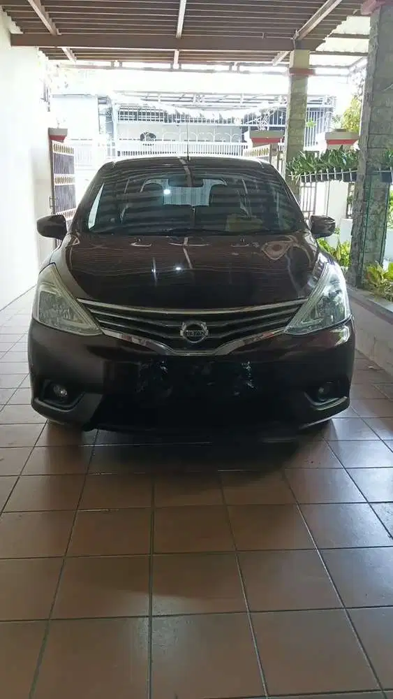 Nissan Grand livina 2013 Bensin