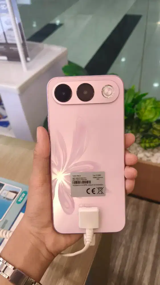 Oppo A7 pro 5G 6+12/256 Gb