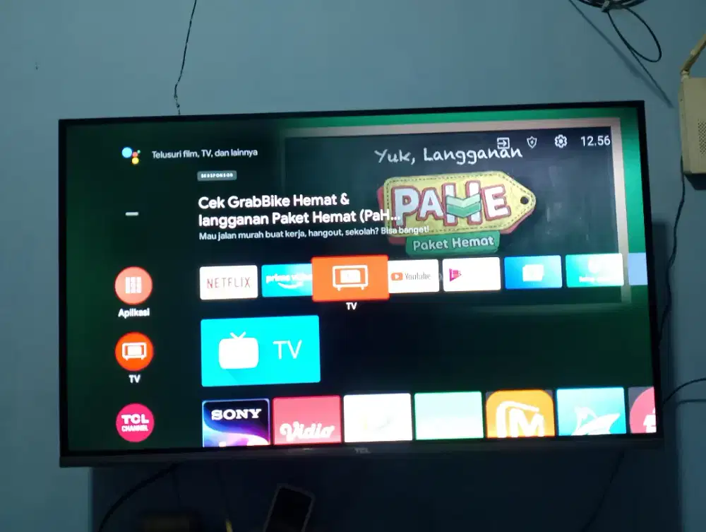 dijual tv TCL android tv terbaru 32 INC nominus mulus