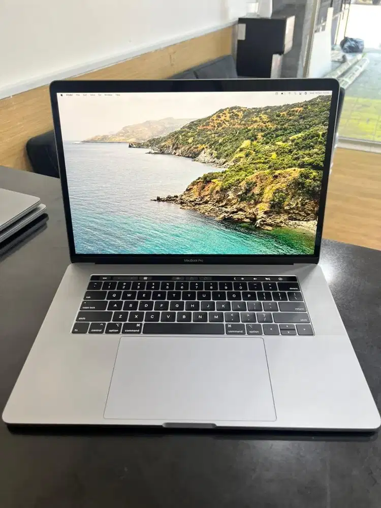 Macbook Pro Touchbar 2018 32/512Gb i9 15inch