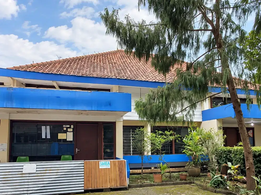Rumah Murah Hitung Tanah di Sayap Gatot Subroto