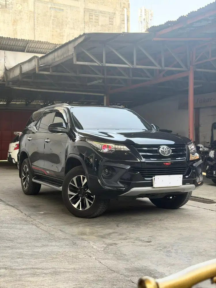 Toyota Fortuner VRZ TRD AT 2019 Istimewa Condition