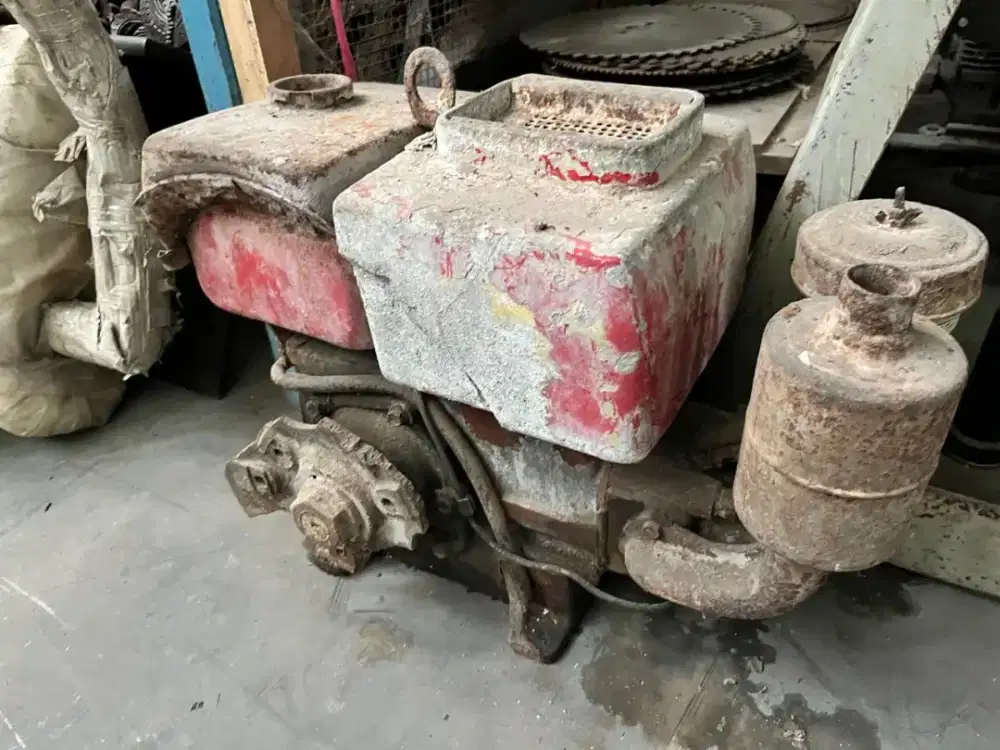 Mesin diesel kondisi rusak