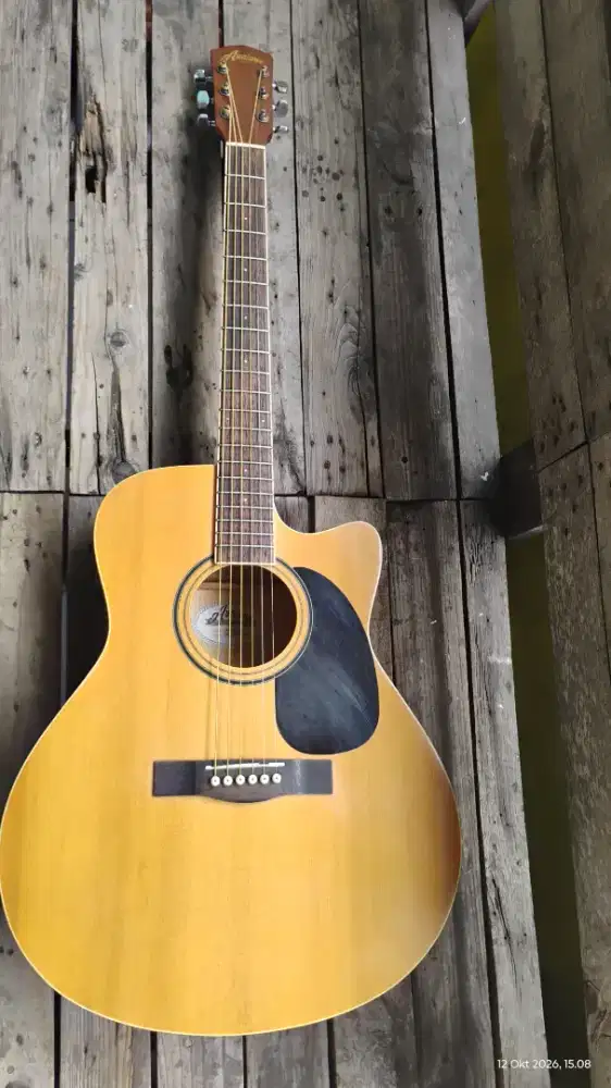 Gitar Akustik Avalon original