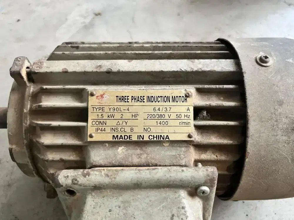 Dinamo motor listrik 3 fasa