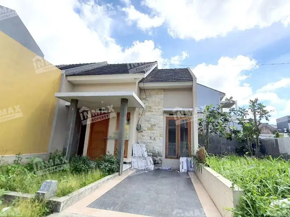 Rumah Baru Free Design Ada Halaman Belakang di Daerah Sulfat Malang