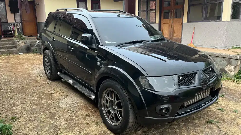 Pajero sport dakar 2011