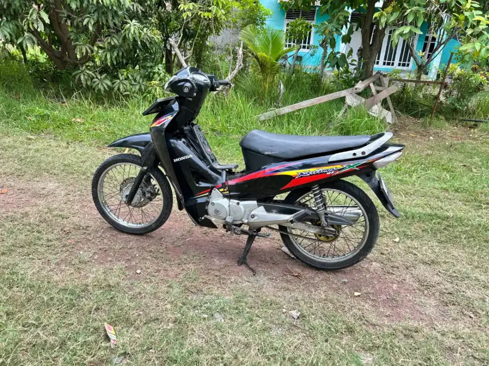 Di jual honda karisma