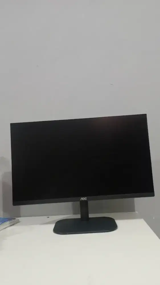 MONITOR MEREK AOC ( bisa nego tipis)