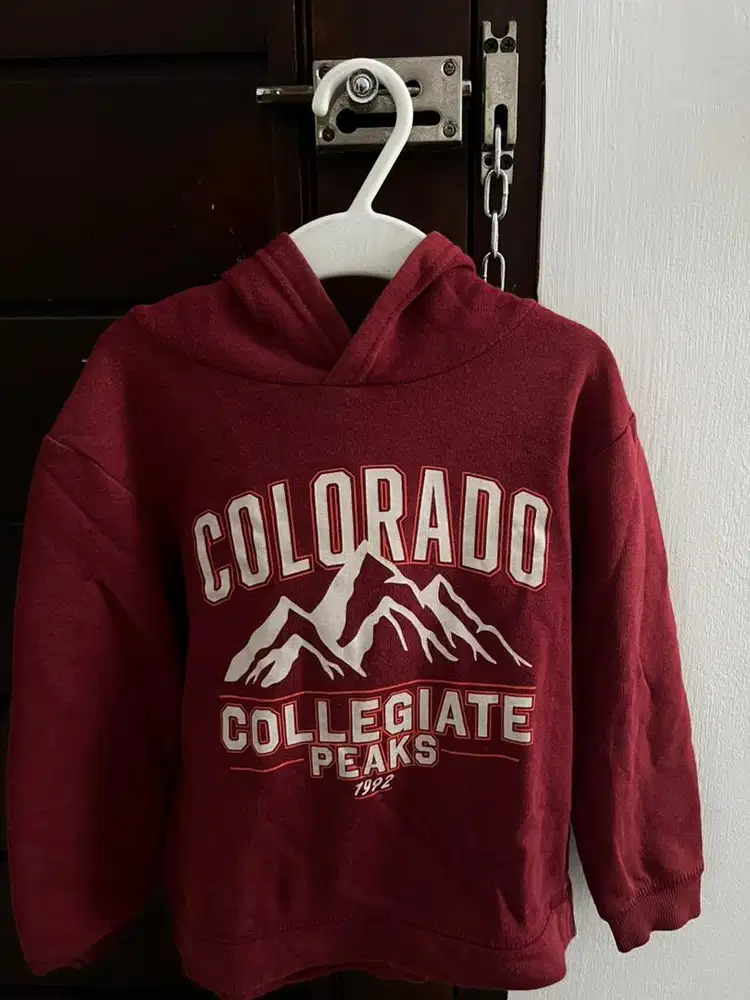 Hodie anak h&m mulus ya size 3-4 tahun