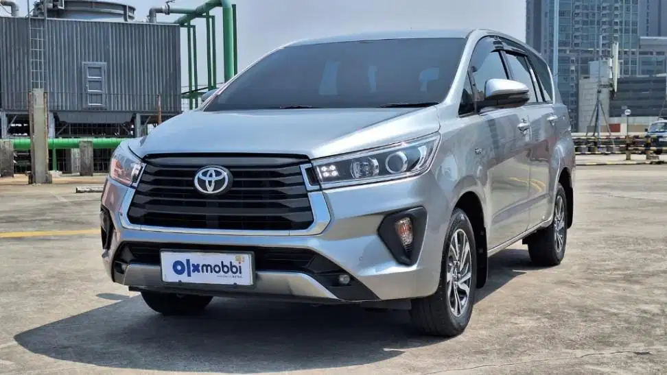 Toyota Kijang Innova 2.0 V Bensin-AT 2021
