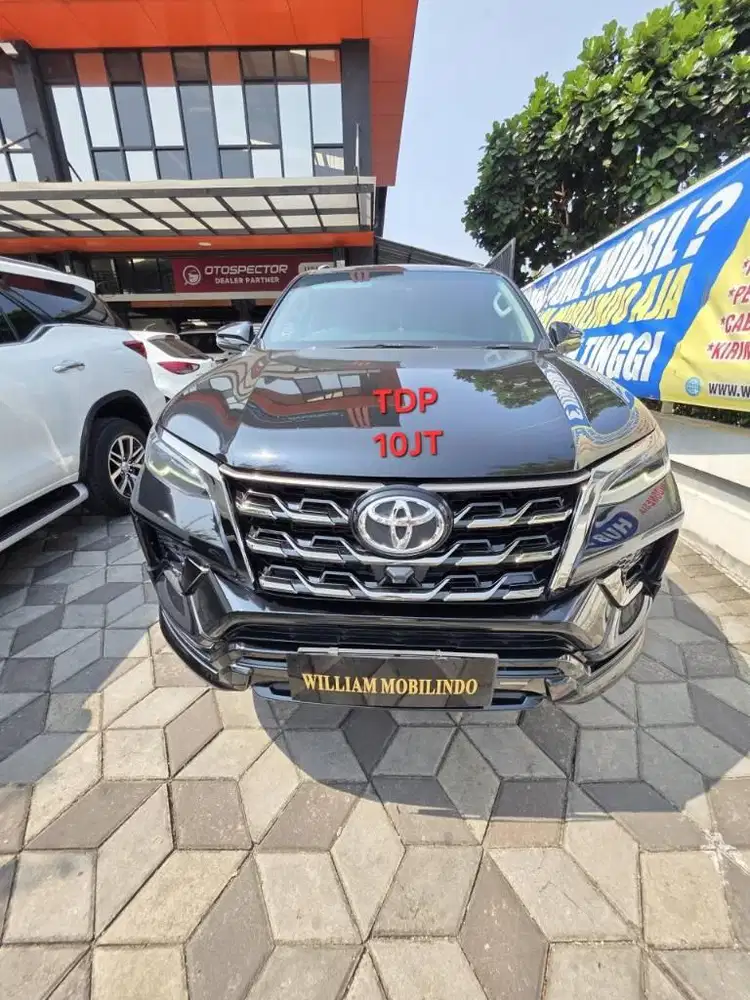Toyota Fortuner GR 2.8 Matic Tahun 2022 Kondisi Mulus Terawat Istimewa