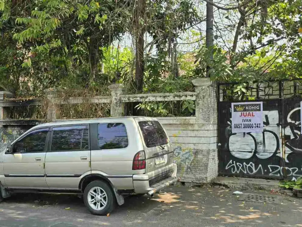 Surabaya kota. Komersial area. Embong wungu