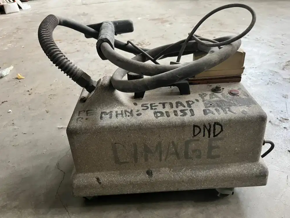 Mesin uap pembersih
