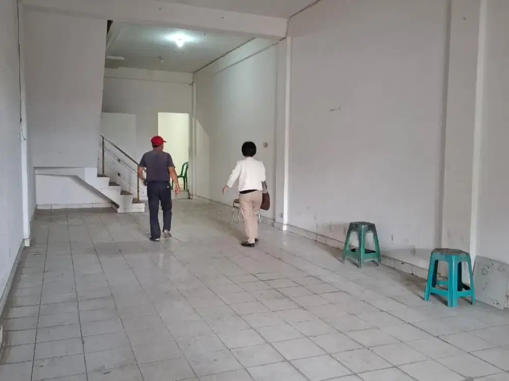 Dijual dan Sewakan Ruko 3 Lantai Area Celentang Palembang