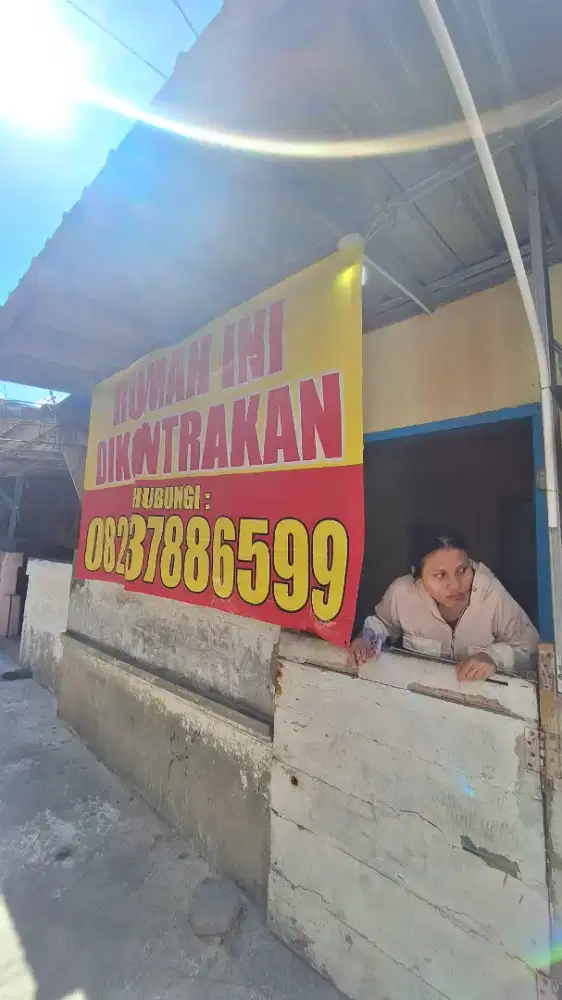 DIKONTRAKAN 1 TAHUN (harga bisa nego)
